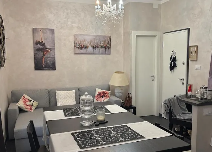 Francy Elegante In Centro * 圣雷默